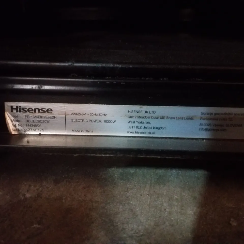 HISENSE HDCEC6C20W CERAMIC ELECTRIC COOKER WITH DOUBLE OVEN, WHITE, A RATED  