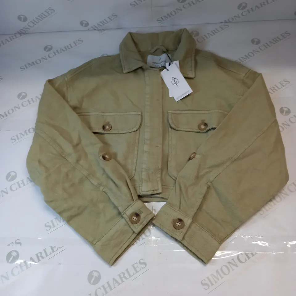 STRADIVARIUS CROPPED JACKET IN LIGHT GREEN SIZE SMALL
