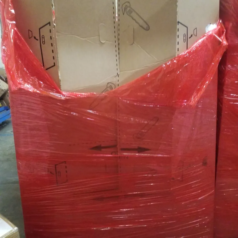 PALLET CONTAINING ASSORTED PRODUCTS INCLUDING ARTIFICIAL OLIVE TREE, TELESCOPIC LADDER, ORTHOPEDIC BACK SUPPORT & GARDEN HOSE REEL