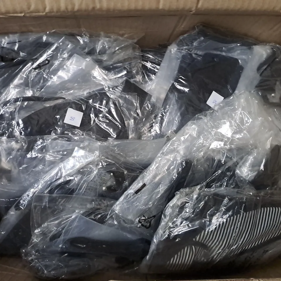 BOX OF APPROX 50 ASSORTED HORSE SHOES BIKINIS - SIZES VARY 