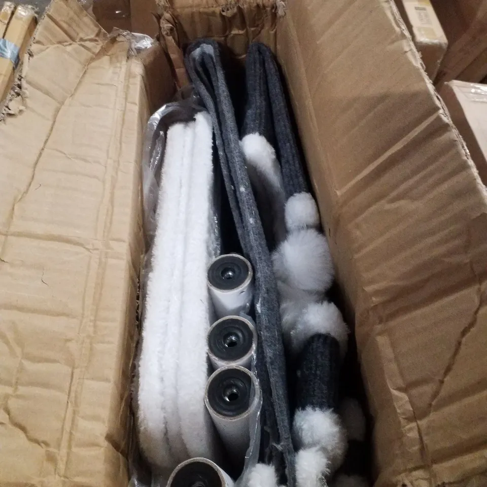 BOXED 3 TIER CAT NEST