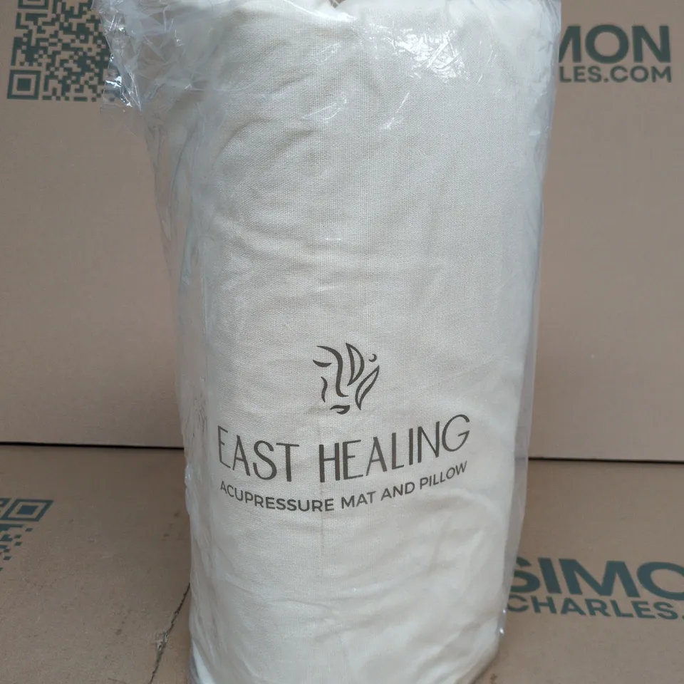 EAST HEALING ACUPRESSURE MAT AND PILLOW SET