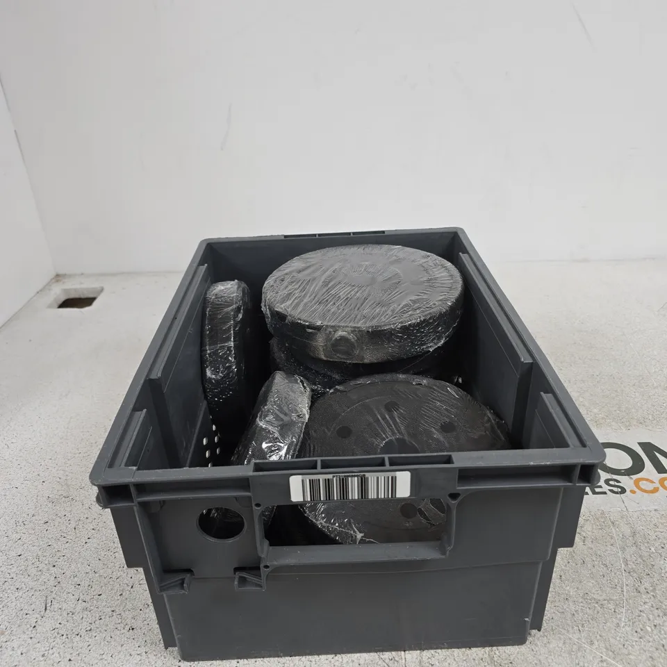 TOTE OF APPROXIMATELY 8 ASSORTED BARBELL WEIGHTS TO INCLUDE 2KG