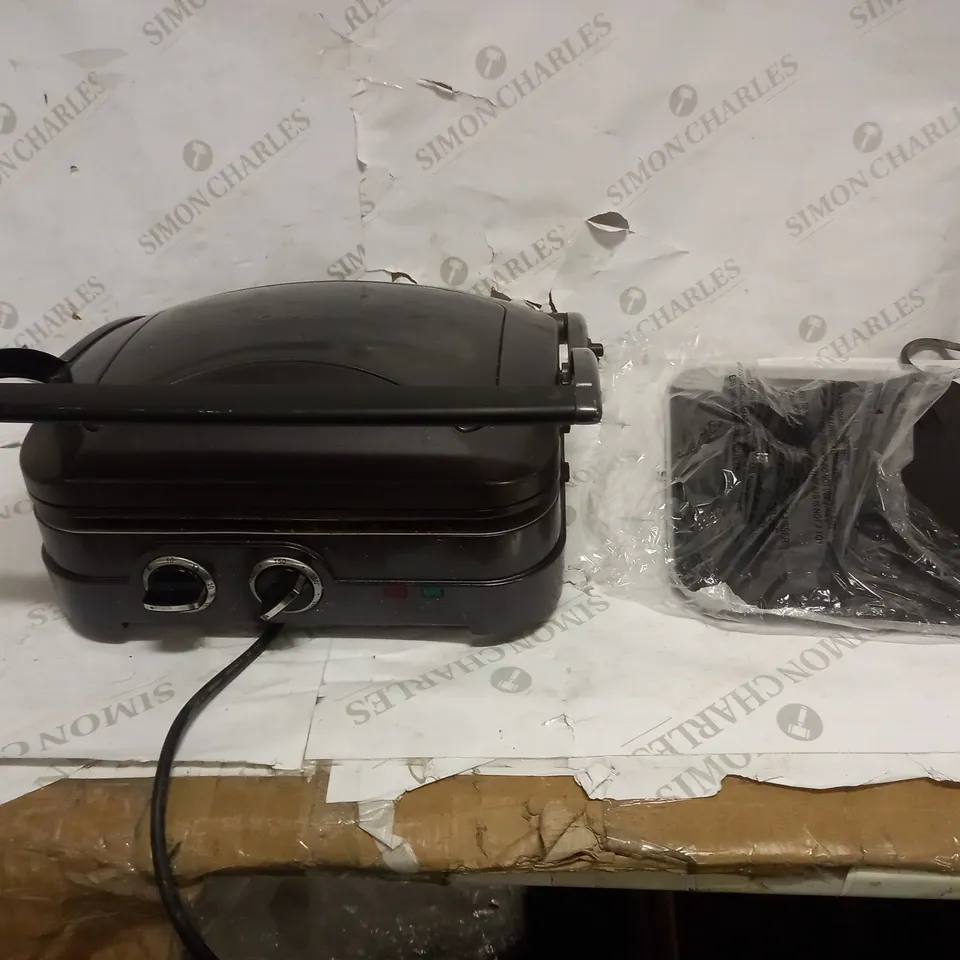 CUISINART GRIDDLE AND GRILL 