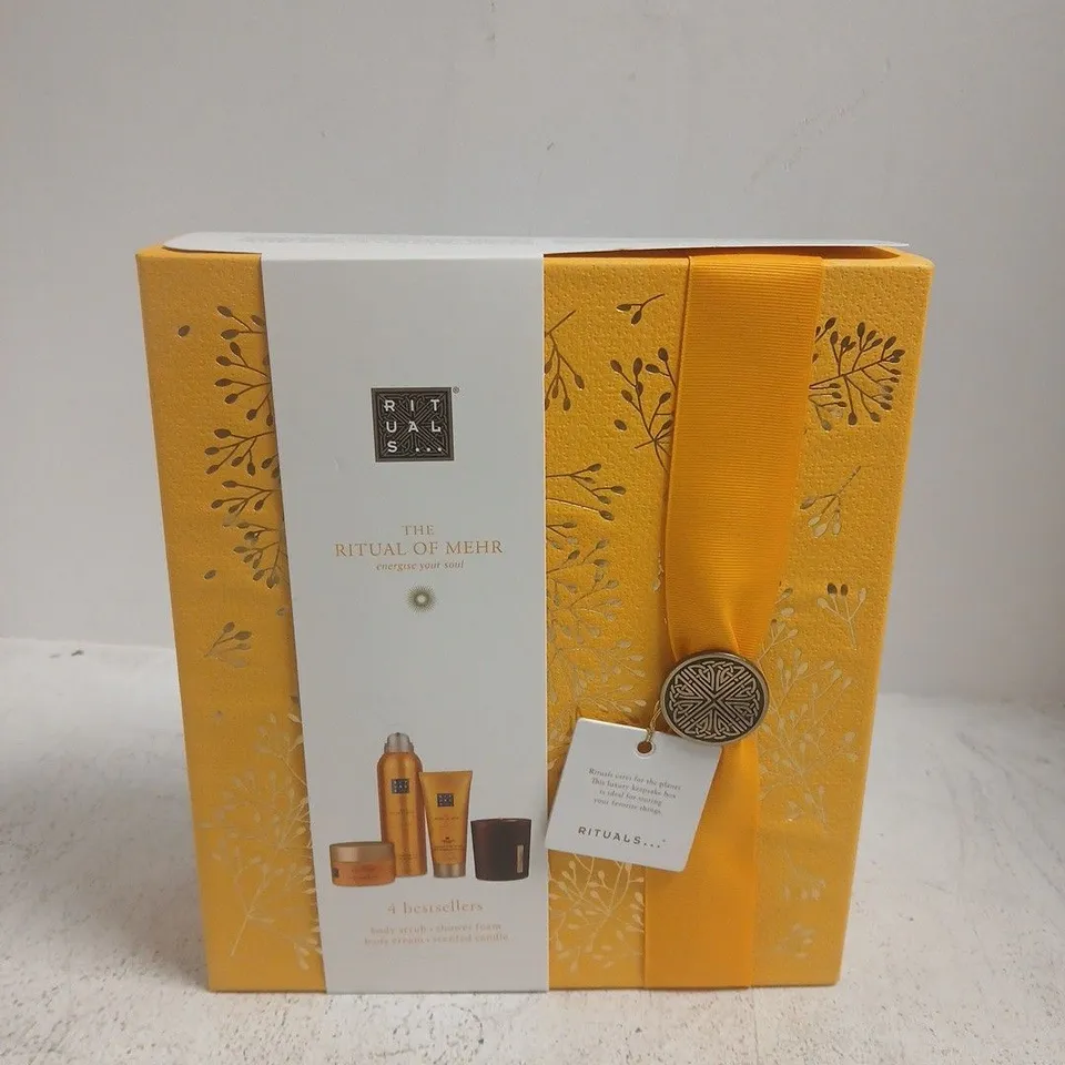 BOXED RITUALS THE RITUAL OF MEHR GIFT SET