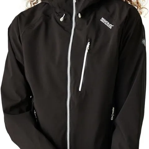 REGATTA  BIRCHDALE WOMAN  BLACK  / WHITE  - UK SIZE 8