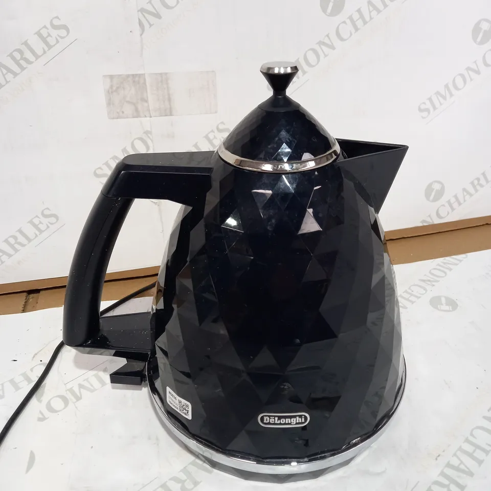 DELONGHI KETTLE 