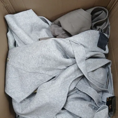 LARGE QUANTITY OF ASSORTED CLOTHING ITEMS IN VARIOUS COLORS, STYLES AND SIZES