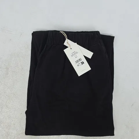 TOAST SCULPTED LEG BRUSHED COTTON CANVAS TROUSERS IN BLACK SIZE MEDIUM