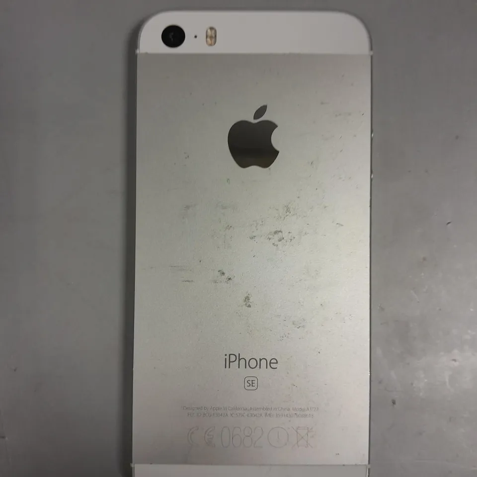 APPLE IPHONE 5 SE SMARTPHONE 