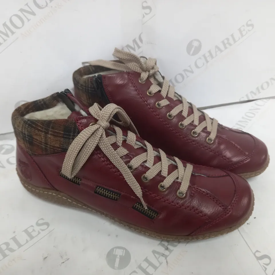 BOXED RIEKER ANTISTRESS LACE ANKLE BOOT RED SIZE 7.5