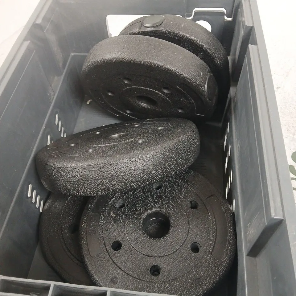 TOTE OF APPROXIMATELY 5 ASSORTED BARBELL WEIGHTS