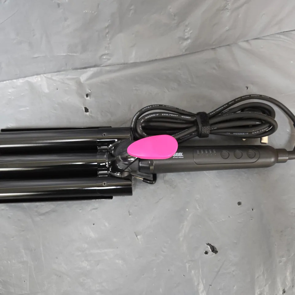 BOXED SBB STYLE TOOLS THE WAVE MAKER TRIPPLE BARRLE WAVER 