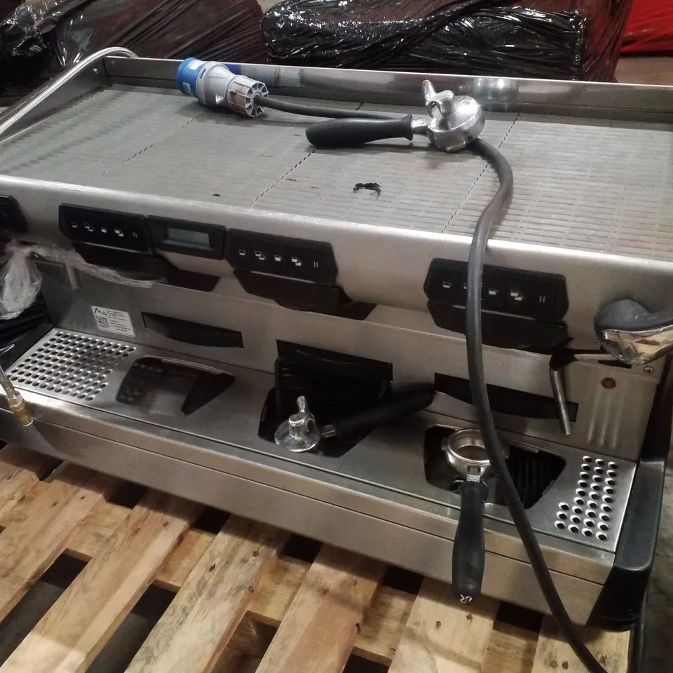 RANCILIO RAN7-3 COMMERCIAL 3 GROUP BARRISTA COFFEE MACHINE 