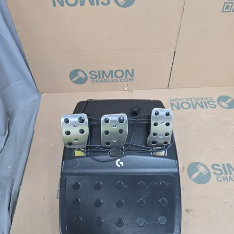 THREE-PEDAL DRIVING SIMULATION PEDAL SET (PC/CONSOLE)