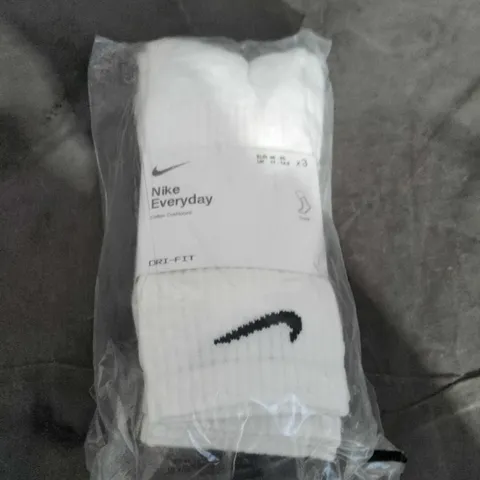 NIKE EVERYDAY COTTON CUSHIONED SOCKS – WHITE, UK SIZE 11-13