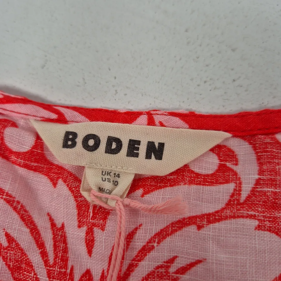 Boden Floral Print Top – Red & White, UK 14 (US 10)