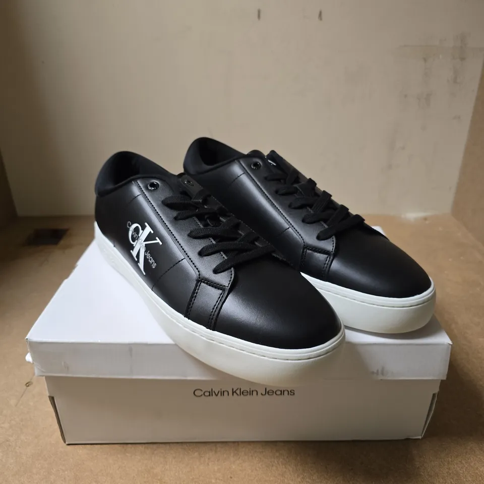 CALVIN KLEIN JEANS TRAINERS – BLACK, UK 12