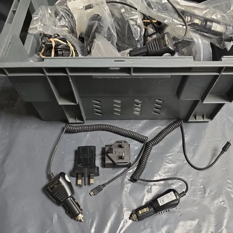 .APPROXIMATLEY 30 OF ASSORTED VEHICLE POWER ADAPTERS & CABLES (12V CAR CHARGERS) 