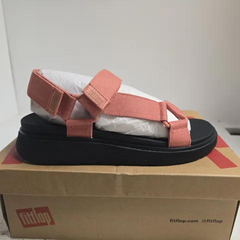FITFLOP DESERT BLUSH DENIM BACK-STRAP SANDALS – UK 7 