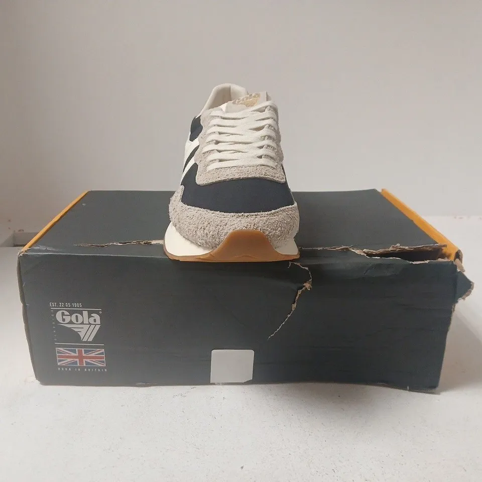 BOXED PAIR OF GOLA WOMEN'S ARIZONA TRAINERS IN BLACK/FEAHER GREY/OFF WHITE SIZE UK 9