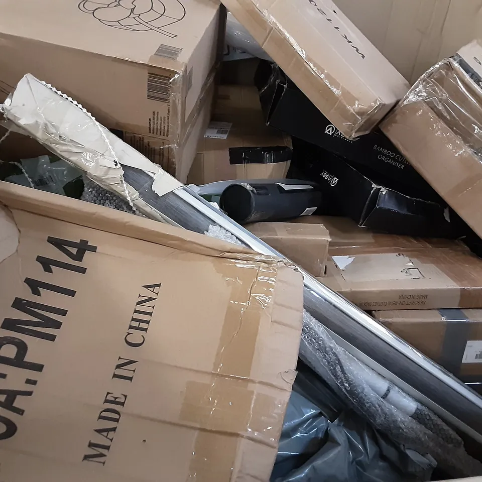 PALLET OF ASSORTED PRODUCTS INCLUDING SPRING LOADED TENSION ROD, STAINLESS STEEL EXTENDABLE CURTAIN RAIL, BAMBOO CUTLERY ORGANISER, BABY CAR SEAT, KKTONER ROLLING STOLL