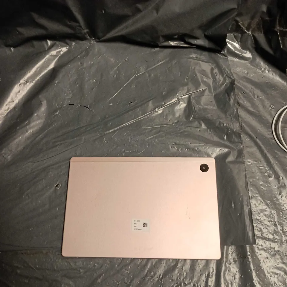 SAMSUNG GALAXY TAB SM-X200 32GB – ROSE GOLD