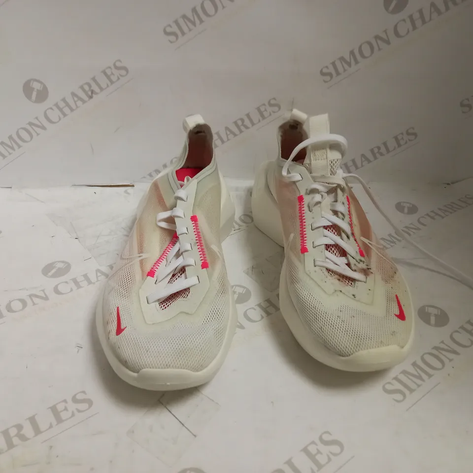 NIKE WHITE/PINK FOAM RUNNING SHOES - NO BOX 