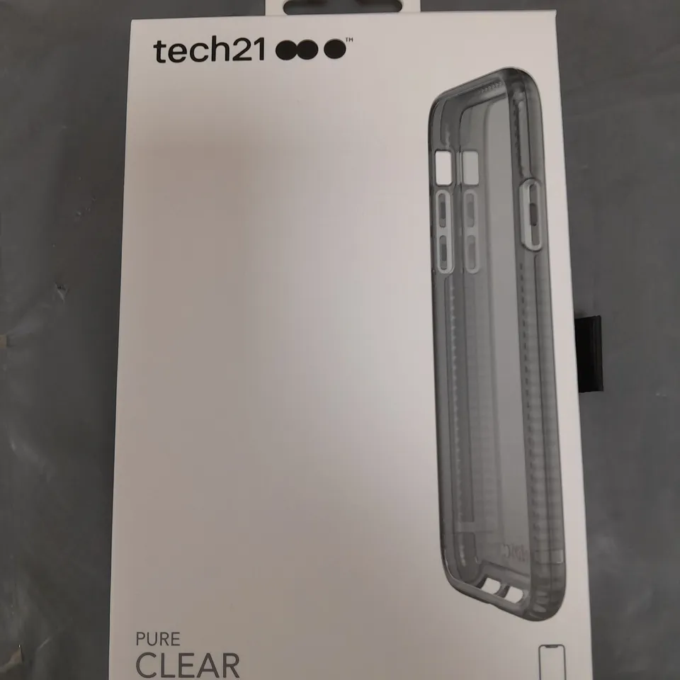 APPROXIMATELY 50 TECH21 PURE CLEAR PHONE CASES FOR IPHONE X
