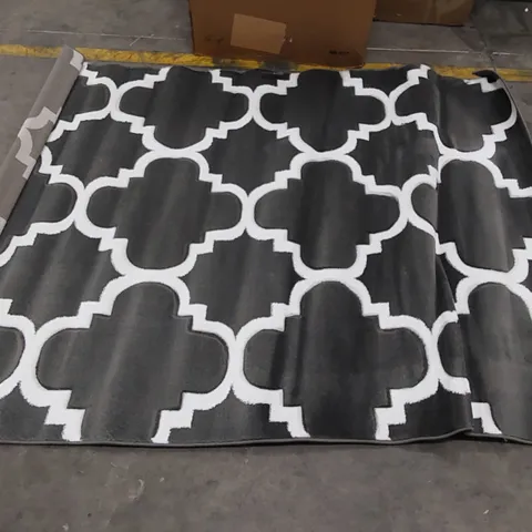 MODERN TRENDZ RUG - GREY // SIZE: 160 X 220cm
