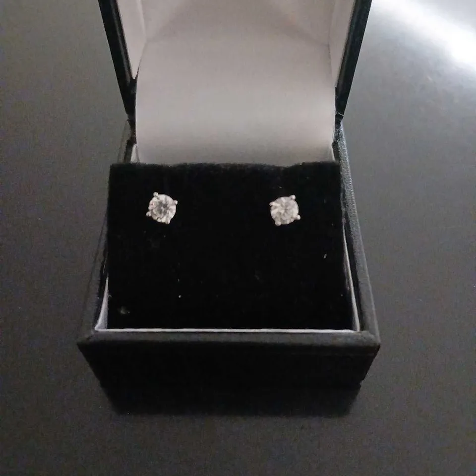 DIAMONIQUE 5.3CT 3P STUD EARRING SET RHODIUM PLATED