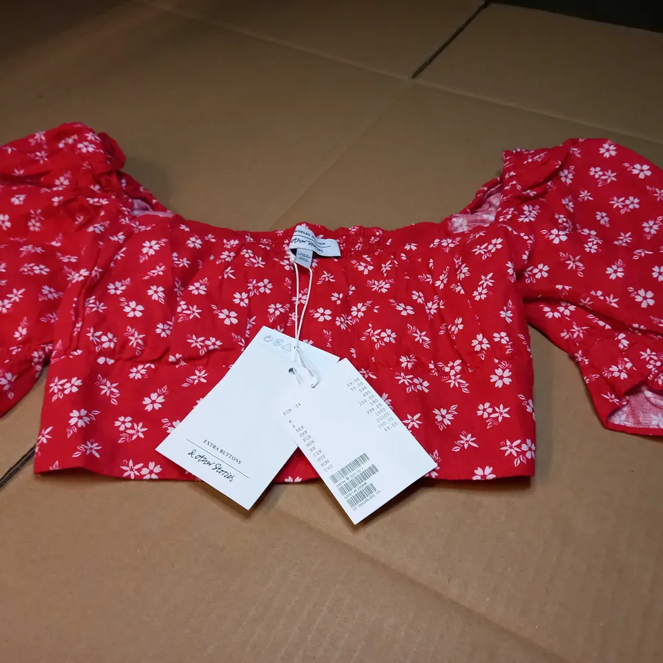 &OTHER STORIES RED/FLORAL PRINT OFF SHOULDER CROPPED TOP 