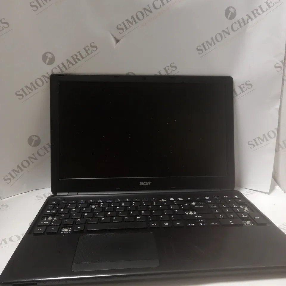 ACER TRAVELMATE NOTEBOOK IN BLACK