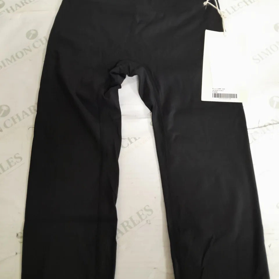 ADANOLA ULTIMATE LEGGINGS IN BLACK - SMALL