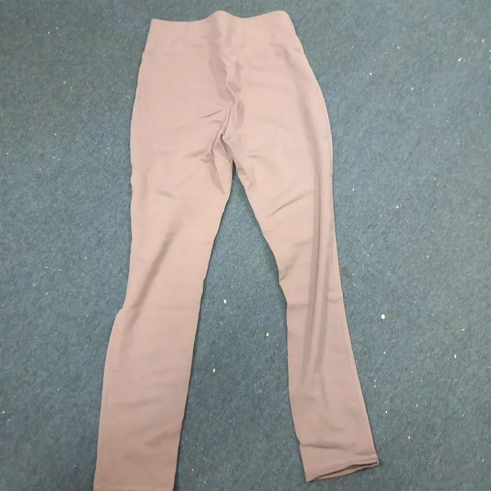 APPROXIMATELY NINE PAIRS OF MR MAX FASHIONS GRAPE 