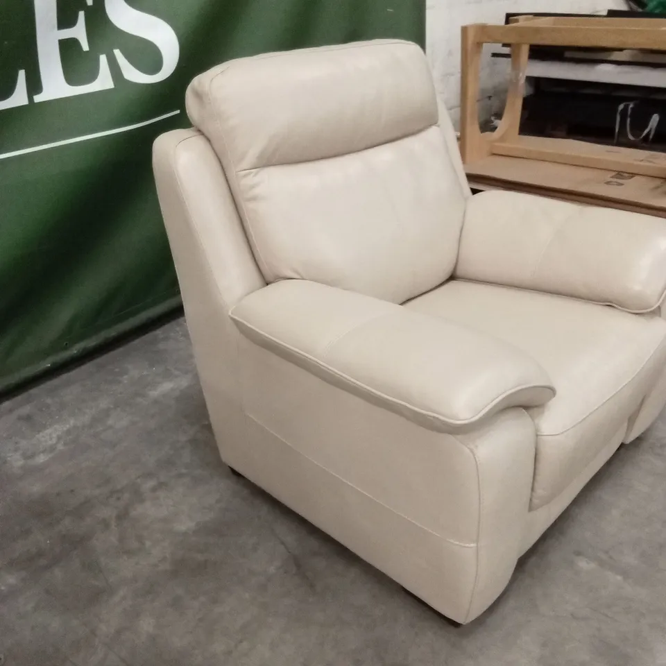FURNITURE VILLAGE STARLIGHT POWER RECLINER LEATHER SOFA SUITE - BEIGE // 1 x 3 SEATER RECLINER SOFA, 1 x STATIC ARMCHAIR RRP £3390
