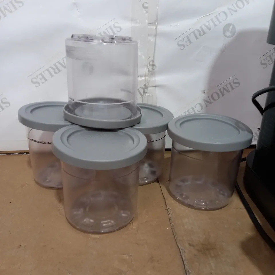 NINJA ICE CREAM & DESSERT MAKER WITH EXTRA DESSERT TUBS & LIDS