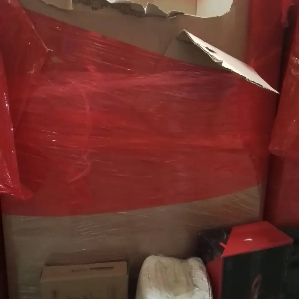 PALLET OF ASSORTED HOUSEHOLD GOODS AND PRODUCTS TO INCLUDE;INSECT KILLER MACHINE,BLANKET,BUILD YOUR OWN CAR JIGSAW 