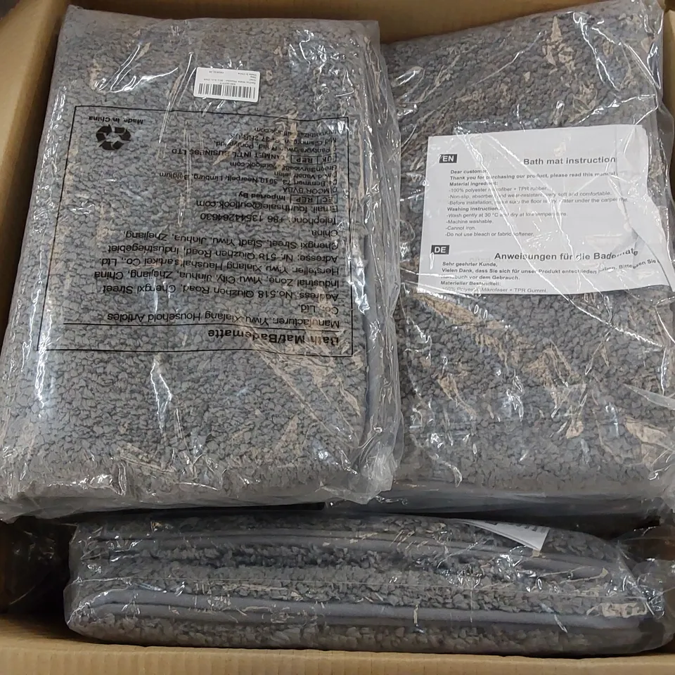 BOX OF APPROXIMATELY 20x RENFOX WATER ABSORBENT BATH MATS 