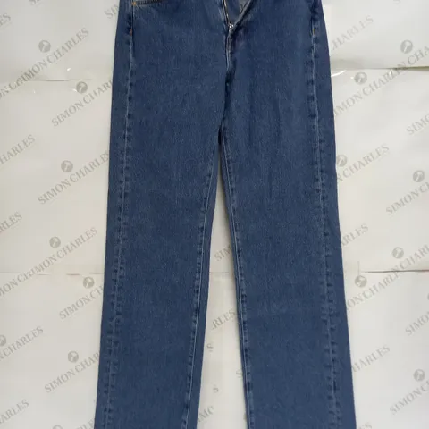 7FORALLMANKIND TESS TROUSERS IN MID BLUE - SIZE 26