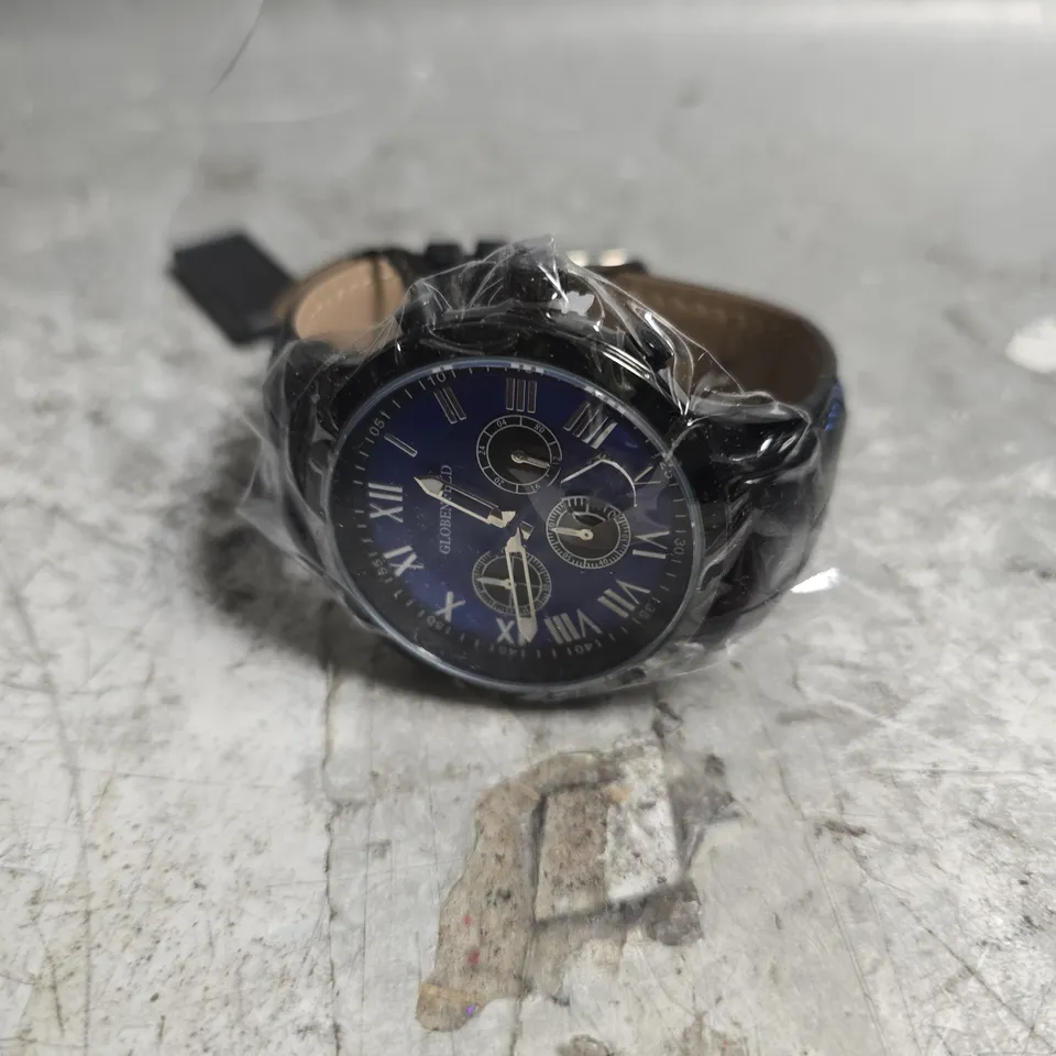 BOXED GLOBENFELD ROMAN CHRONO BLUE DIAL WATCH