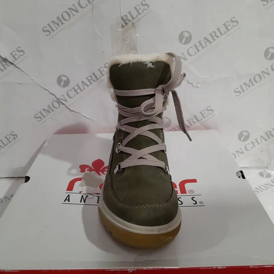BOXED PAIR OF RIEKER ANTISTRESS WARM HIKING BOOTS, KHAKI - SIZE 3.5