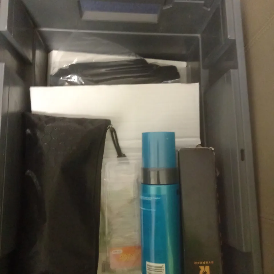 APPROXIMATELY 15 ASSORTED COSMETICS PRODUCTS TO INCLUDE - LUBIDO LUBRICANT - PREMIUM TEETH WHITENING STRIPS - 7TH HEAVEN MUD MASK - ETC