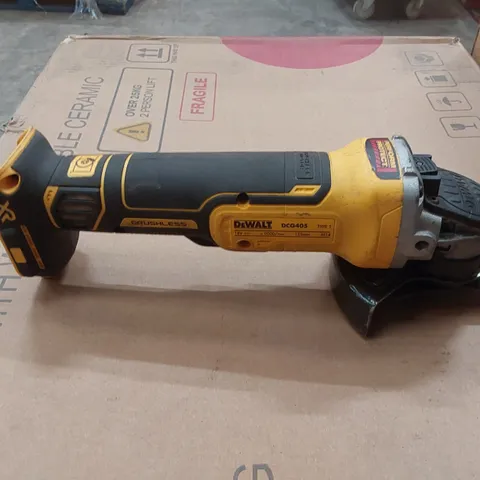 DEWALT 18V XR LI-ION ANGLE GRINDER