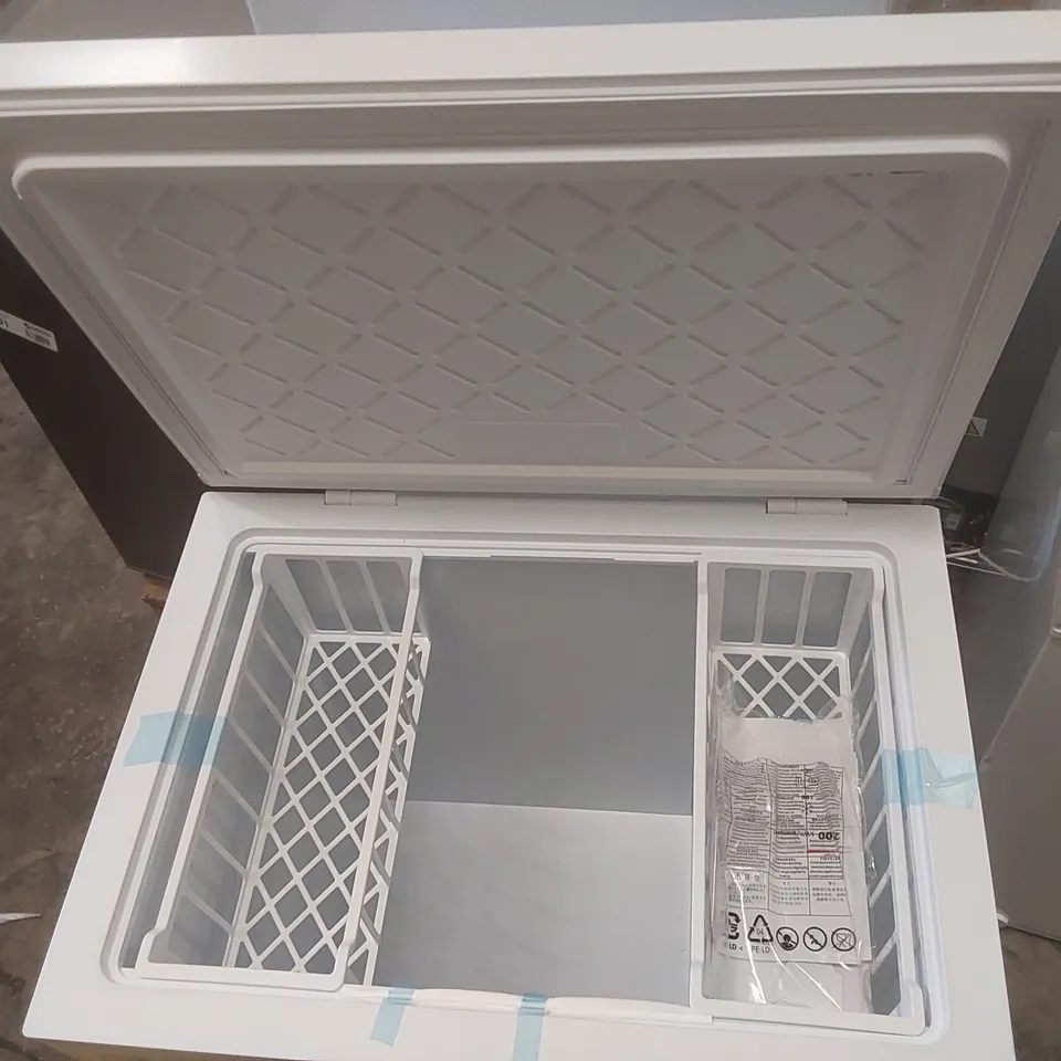 LOGIK L198CFW23 CHEST FREEZER - WHITE