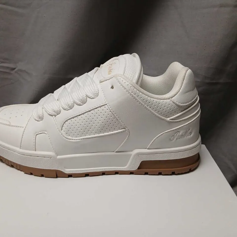 CONZURI  WHITE SNEAKERS – UK 6 (EU 40) 