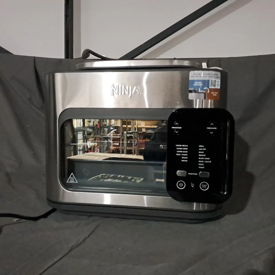 BOXED NINJA MULTIFUNCTION 14-IN-1 OVEN & AIR FRYER 