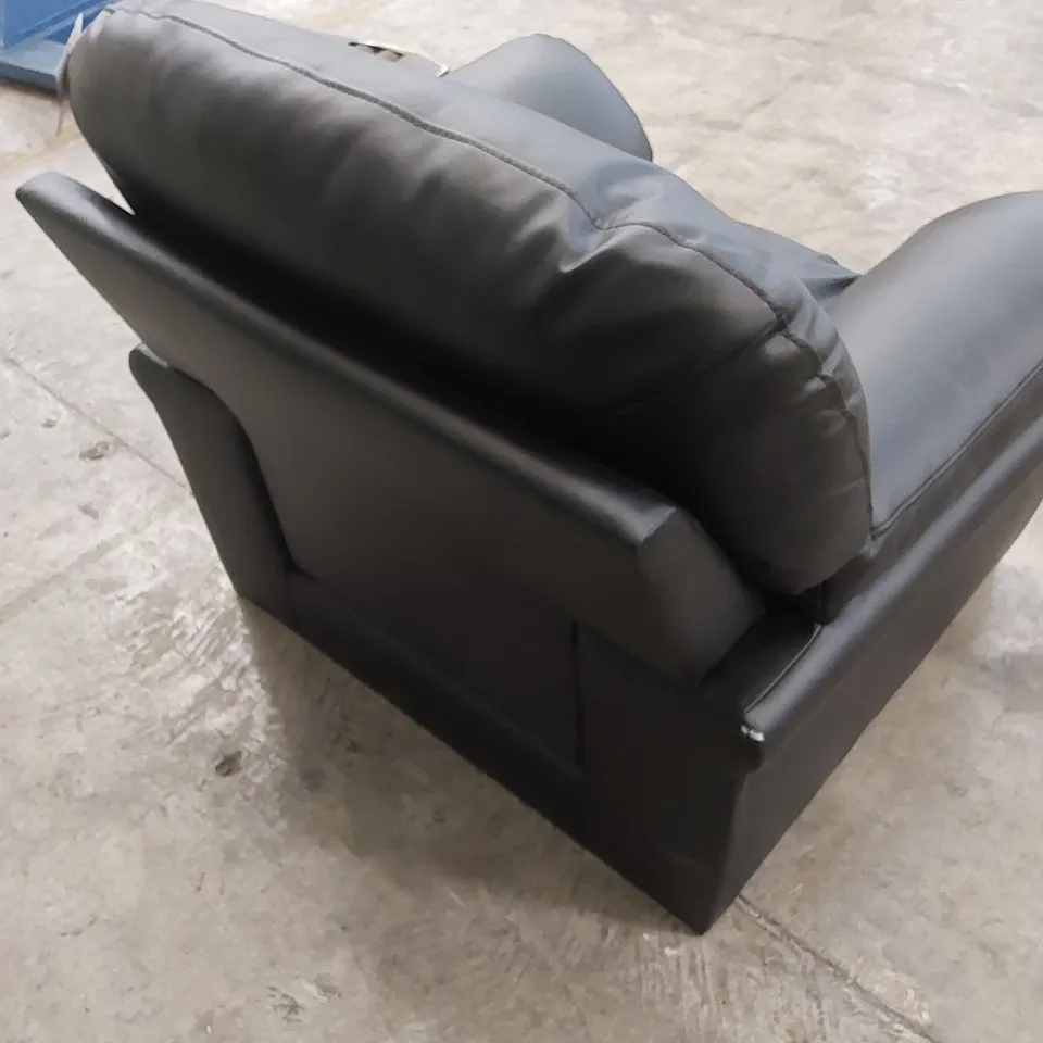 DESIGNER BLACK LEATHER ARMCHAIR 