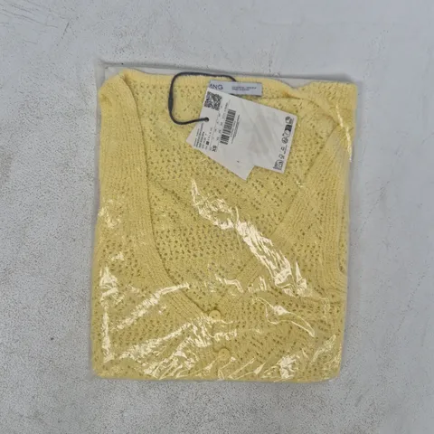 BAGGED MANGO CROCHET BUTTONED GILET IN YELLOW SIZE UK XS