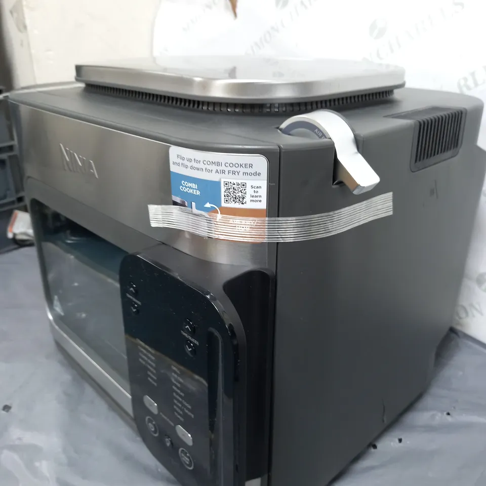 BOXED NINJA MULTIFUNCTION 14 IN 1 OVEN & AIR FRYER 